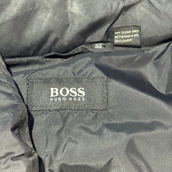 Vintage Hugo Boss Goose Down Vest Y2K - Amazing Condition - Mens Large (42) - Picture 3 of 5